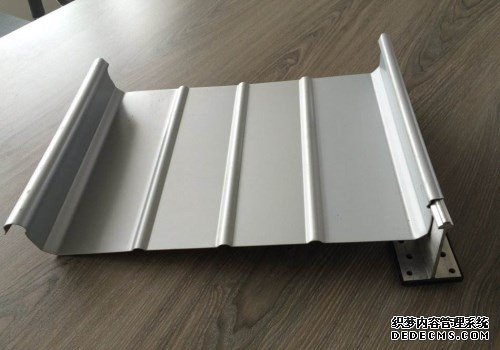 铝镁锰金属合金板具有什么特点、铝镁锰板与彩钢板的区别？